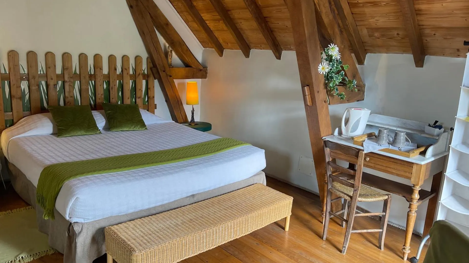 Masoe Des Chatards Bed & Breakfast Neuilly-le-Real