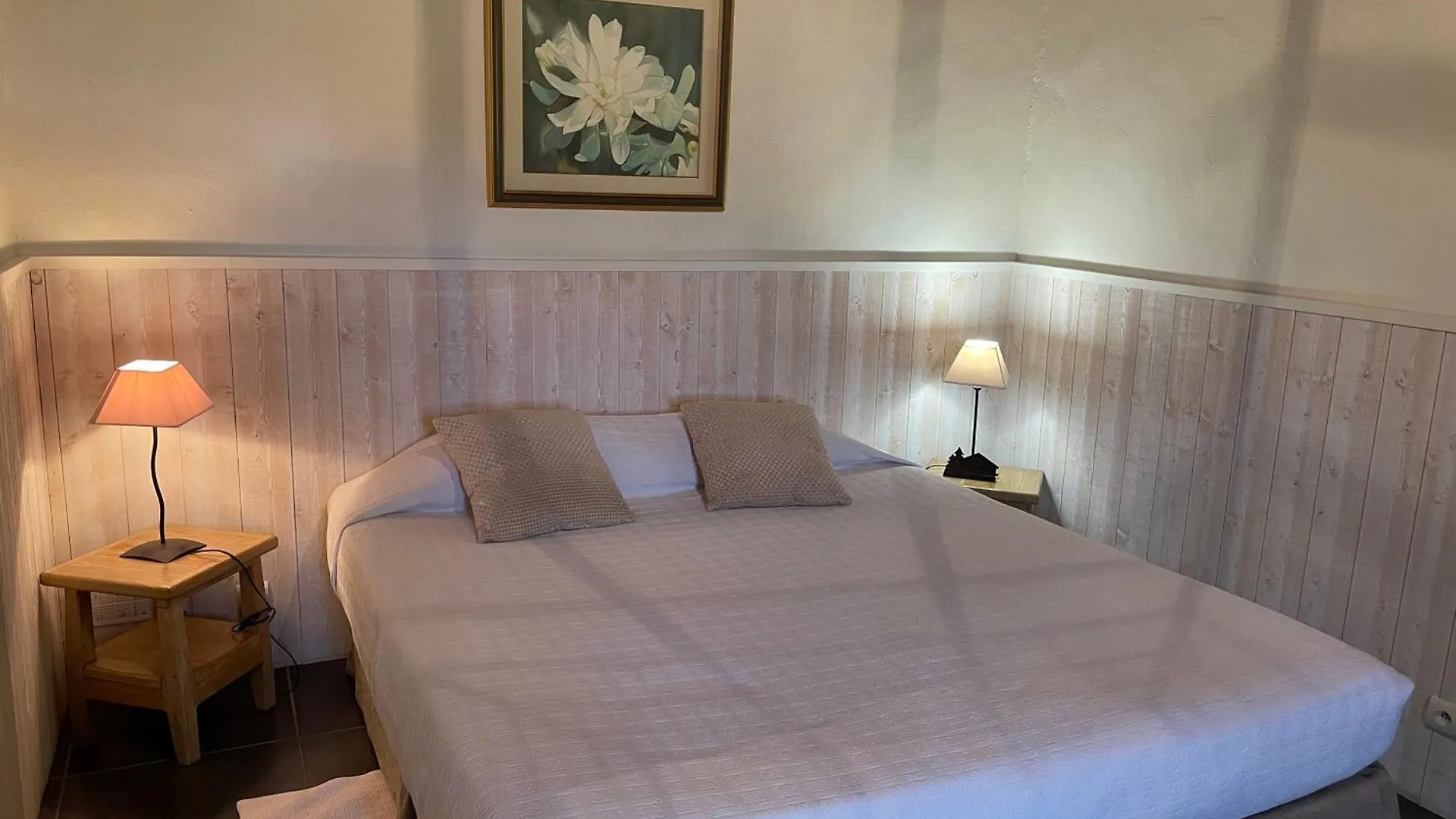 Masoe Des Chatards Bed & Breakfast Neuilly-le-Real